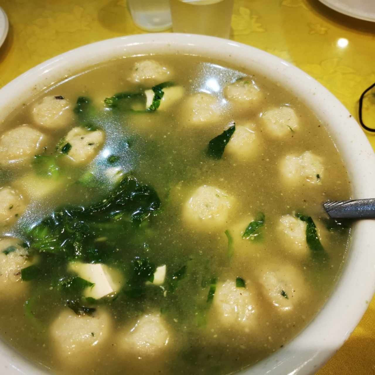 Sopa de Bolita de Pescado con tofu✅😋