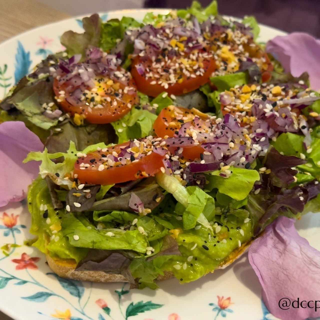 Avocado Toast - Avocado Vegana