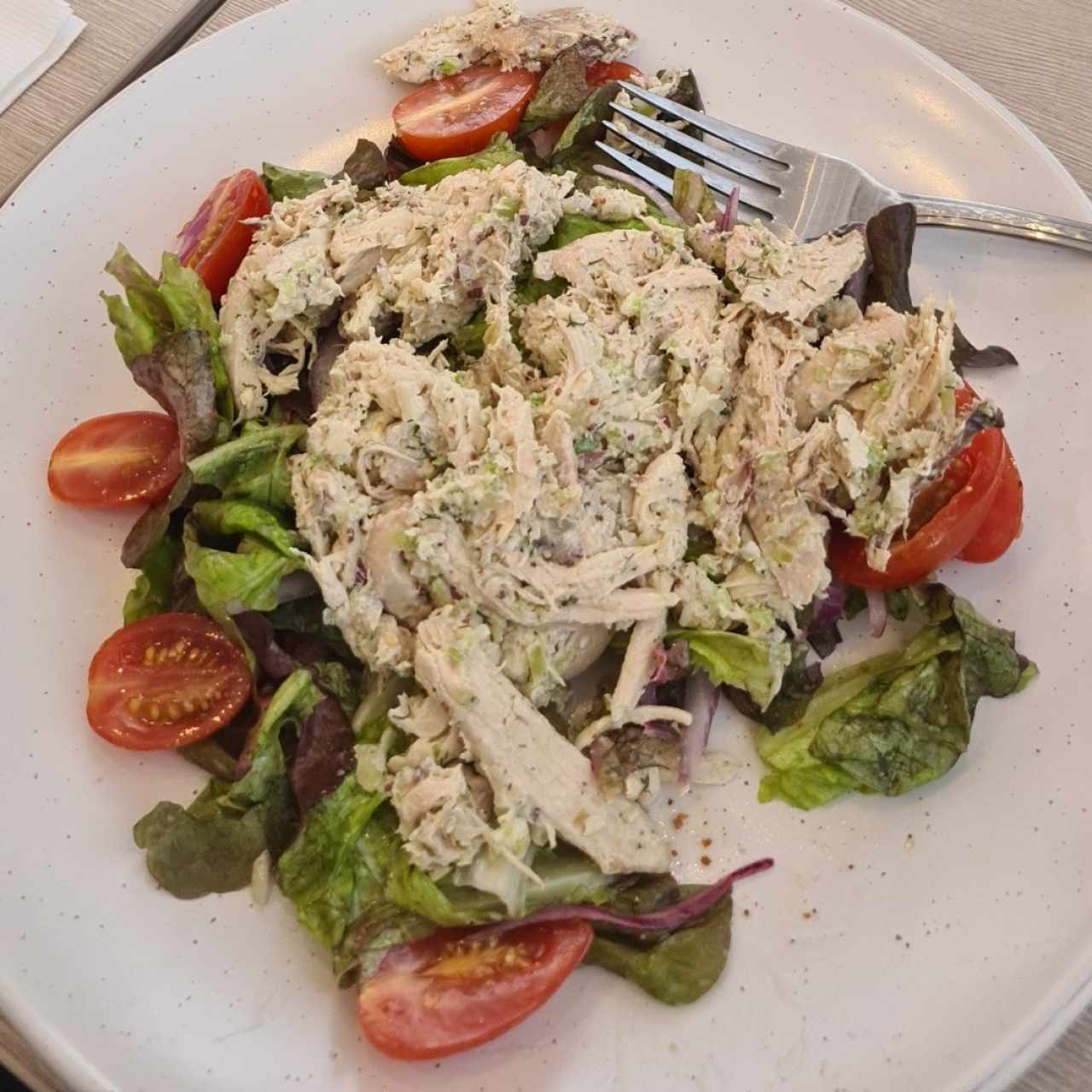 ensalada de pollo rostizado