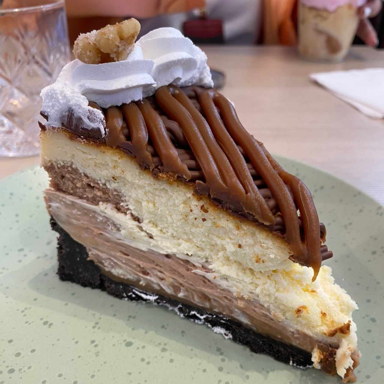 Cheesecake de caramelo y chocolate