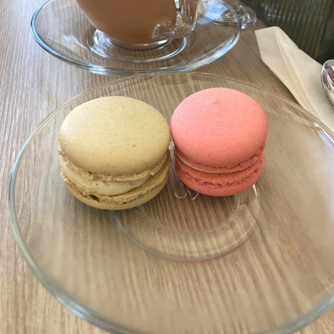 Macaron de pistachio y rosas