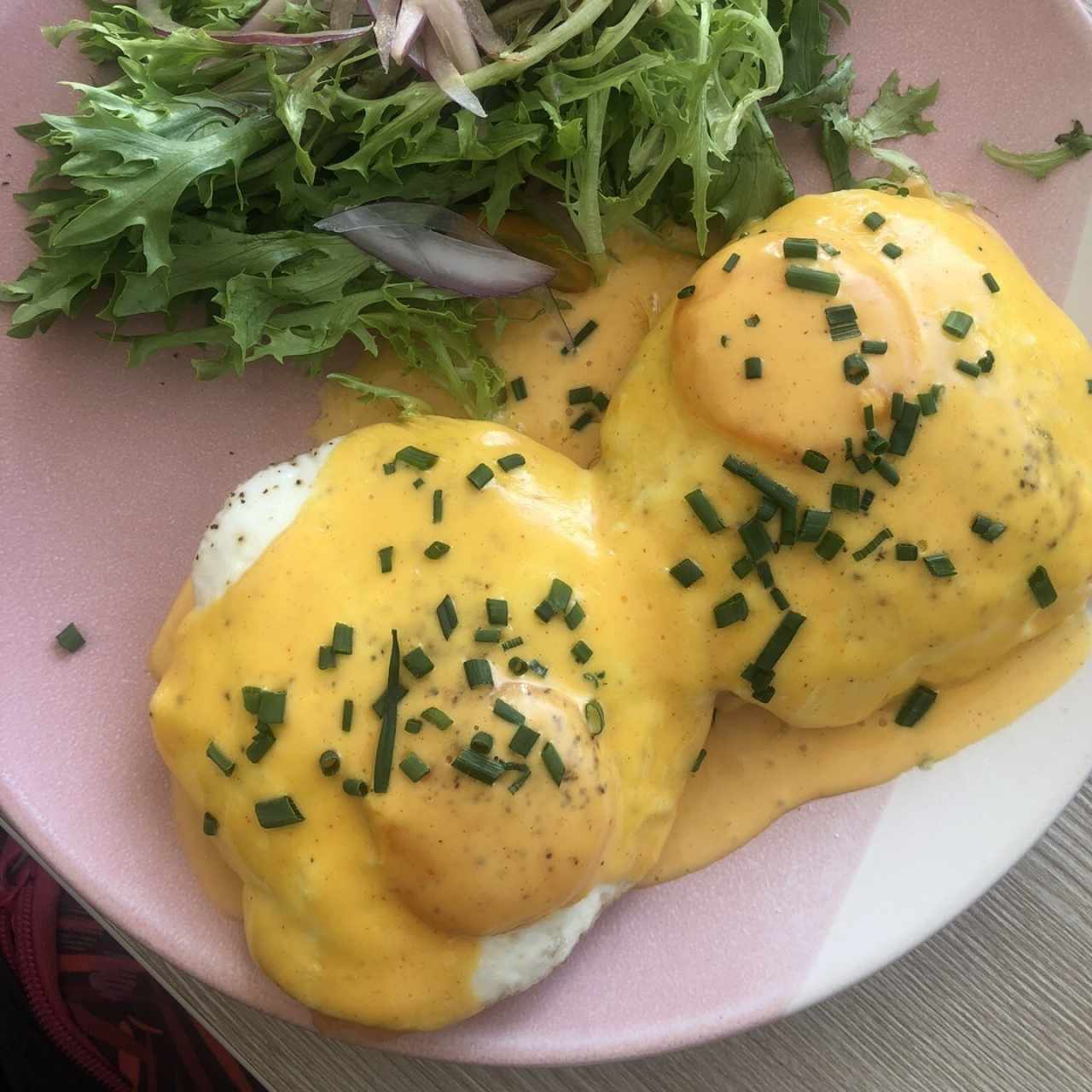 Huevos benedictine con Salmón 