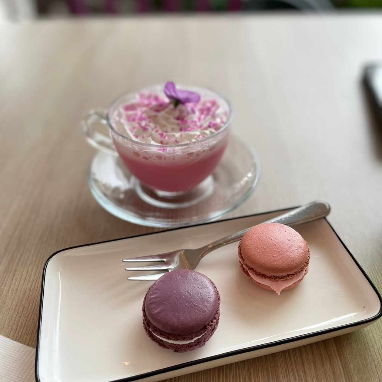 macarons de lavanda y rosas