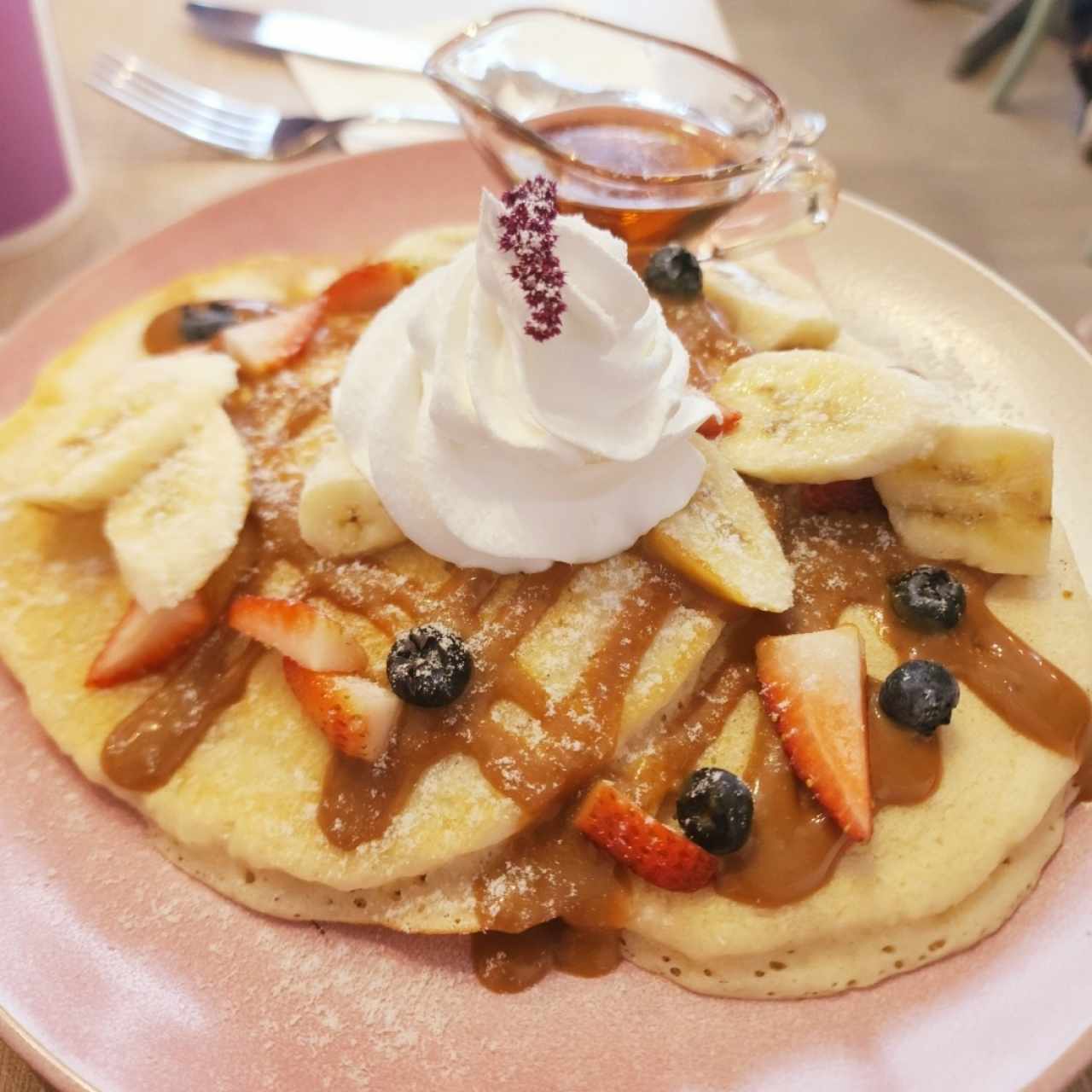 pancakes banana y dulce de leche