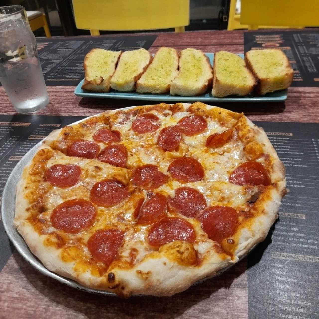 Pizza pepperoni