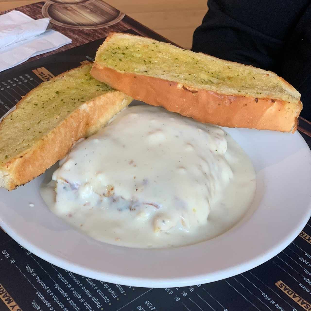 Lasaña de Pollo en Salsa Roja o Blanca