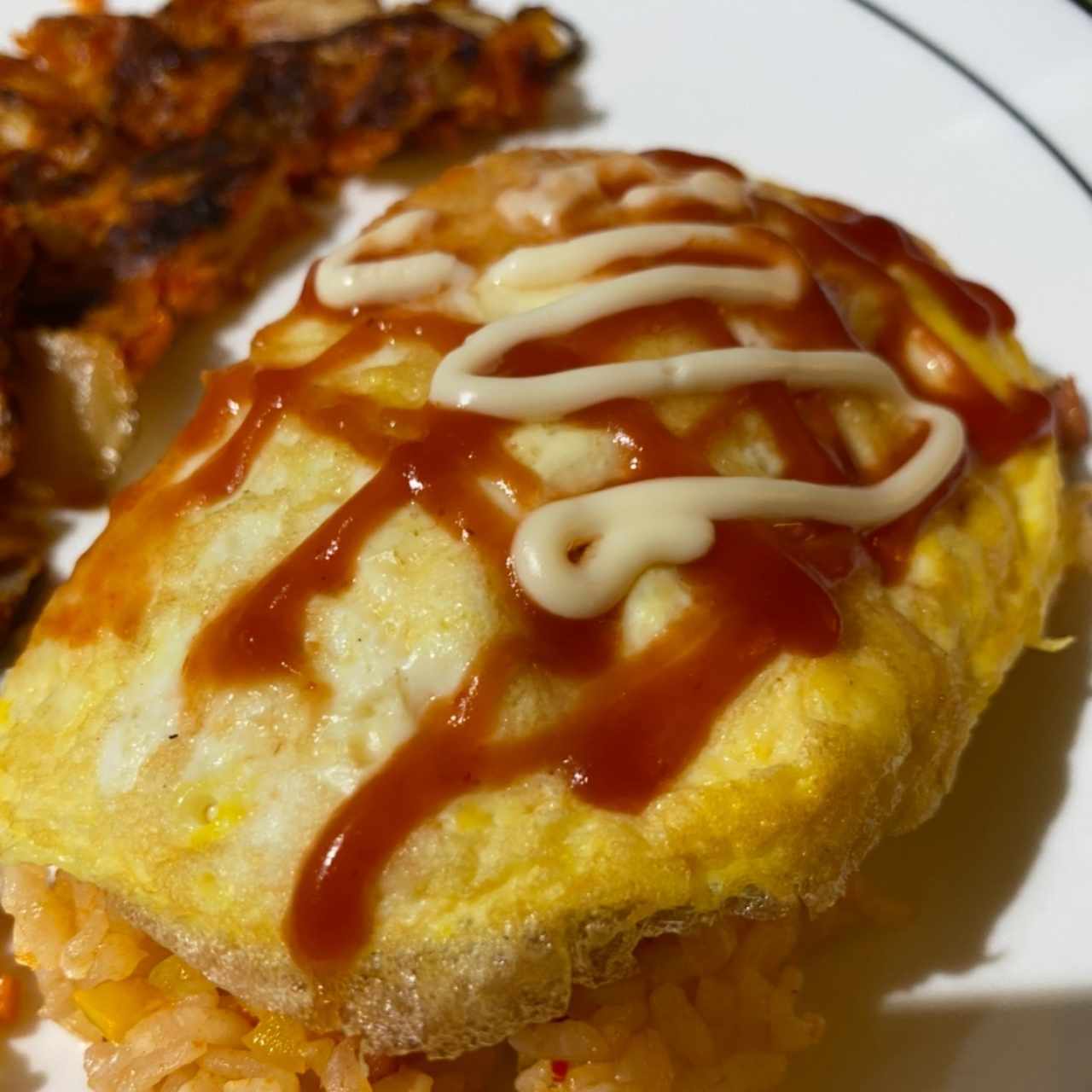 Omurice y  Kimchijeon (pizza de kimchi) 