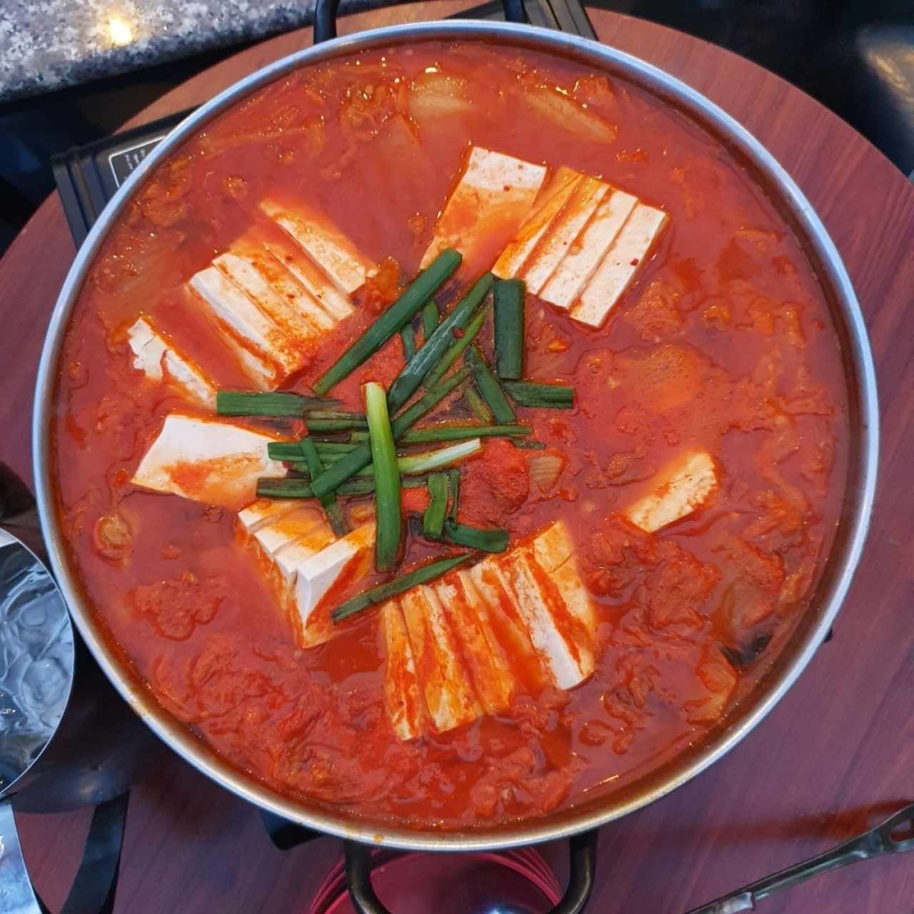 sopa de kimchi