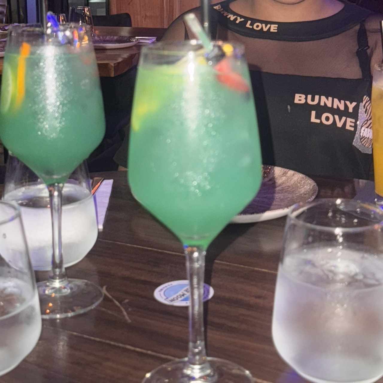 Sangria blue moon