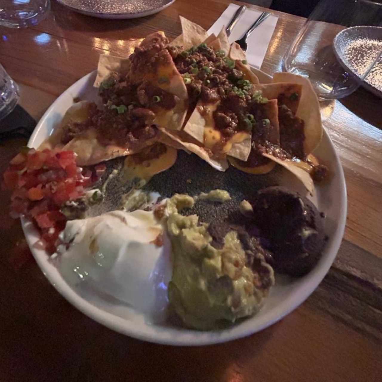 SMALL PLATES - Nachos Tex Mex