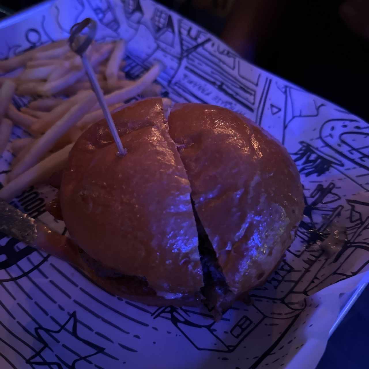 BLUE MOON BURGER