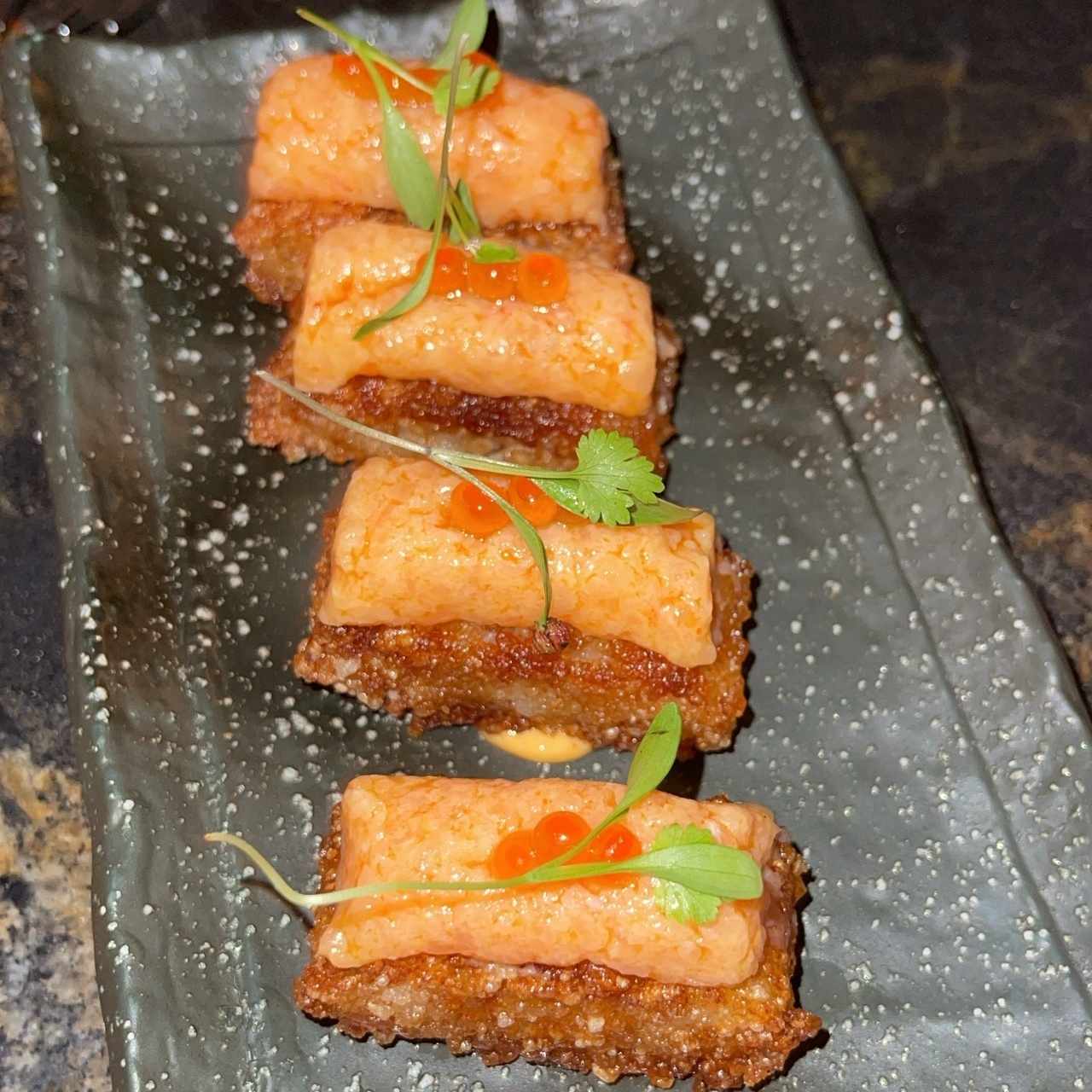 Para Compartir - Salmon Crispy Rice