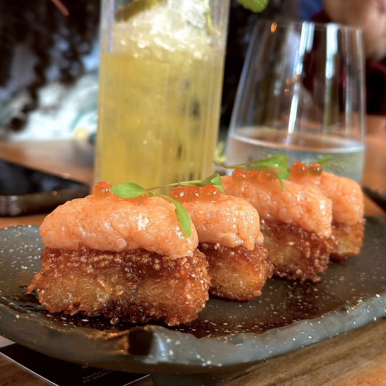 Para Compartir - Salmon Crispy Rice