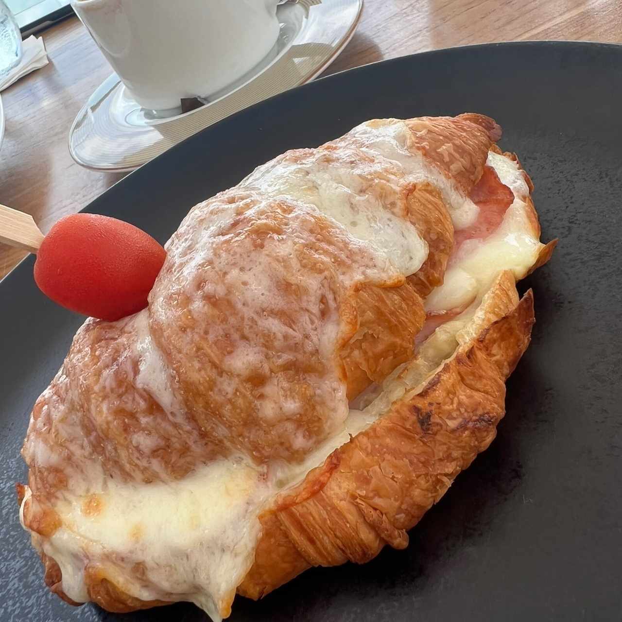 Croissant Jambon Fromage Béchamel