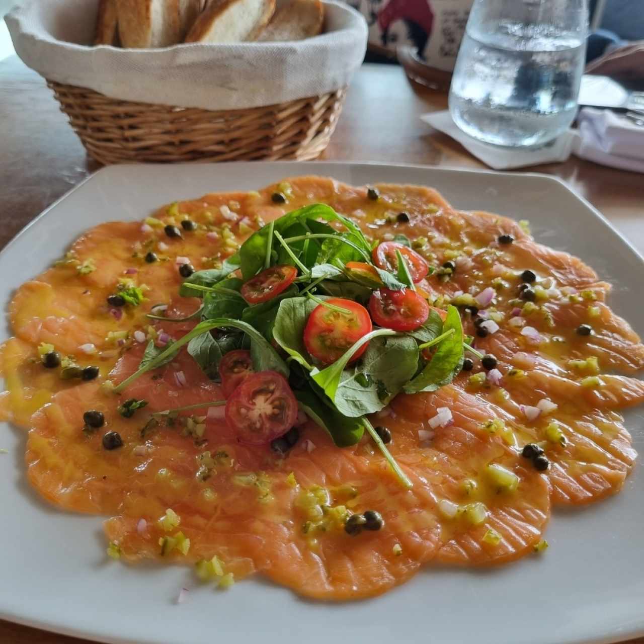 Entrées - Carpaccio de Saumon