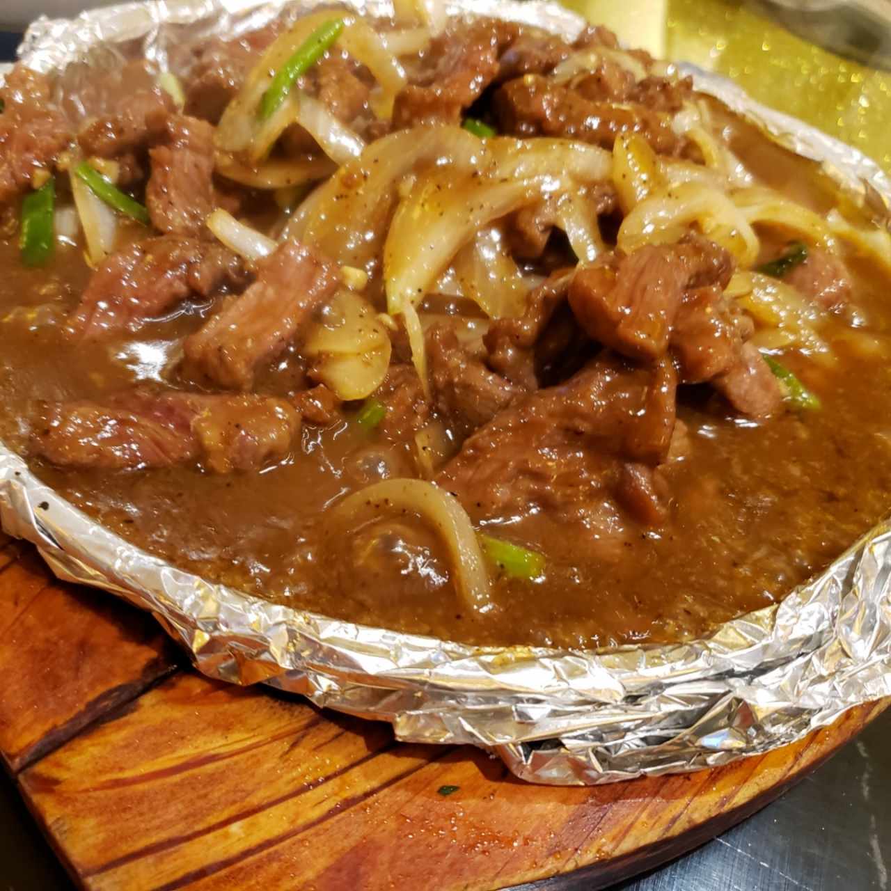 Carne Salteada con Jengibre Cebollín