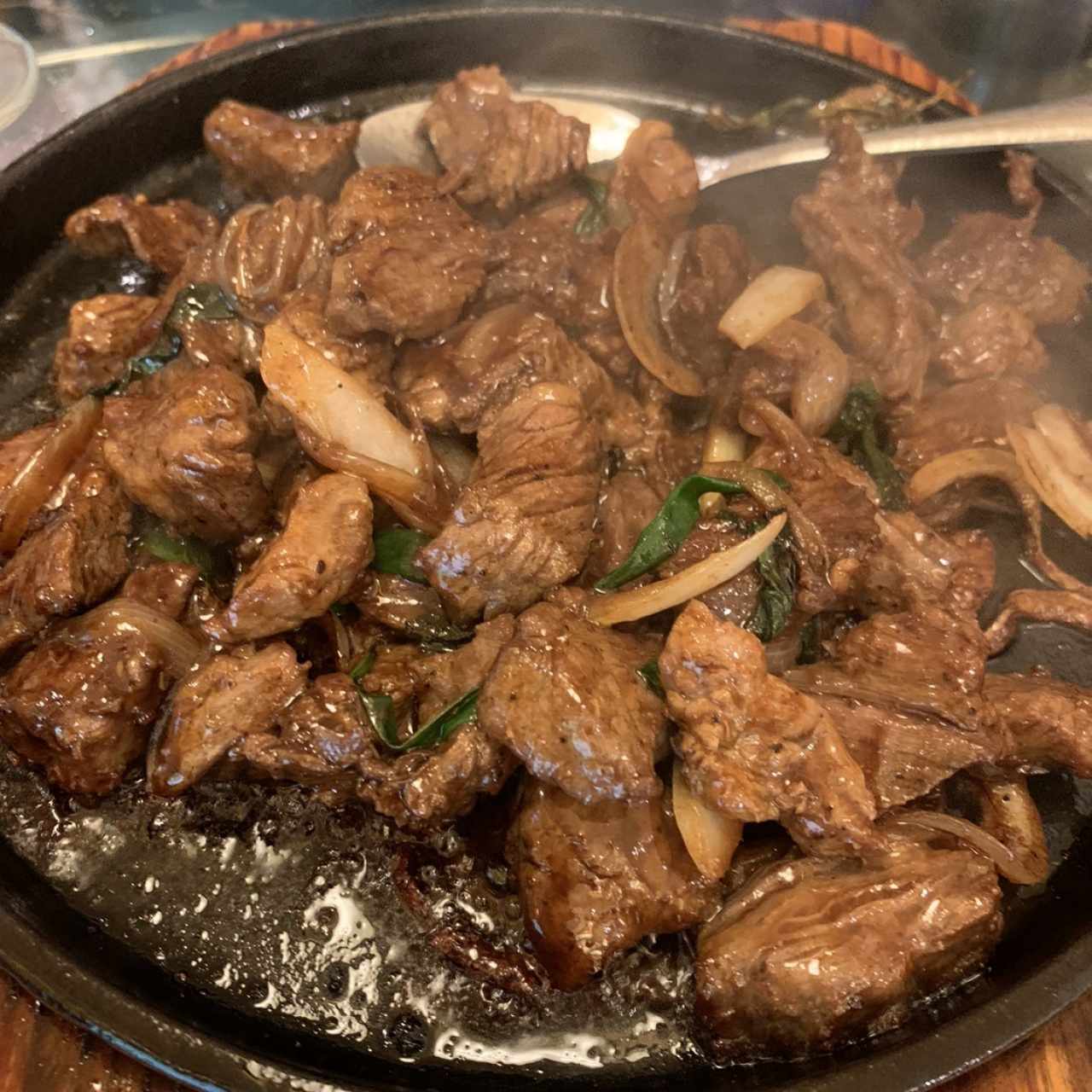 Carne Rebanada Salteada con Vegetal Chino del Día