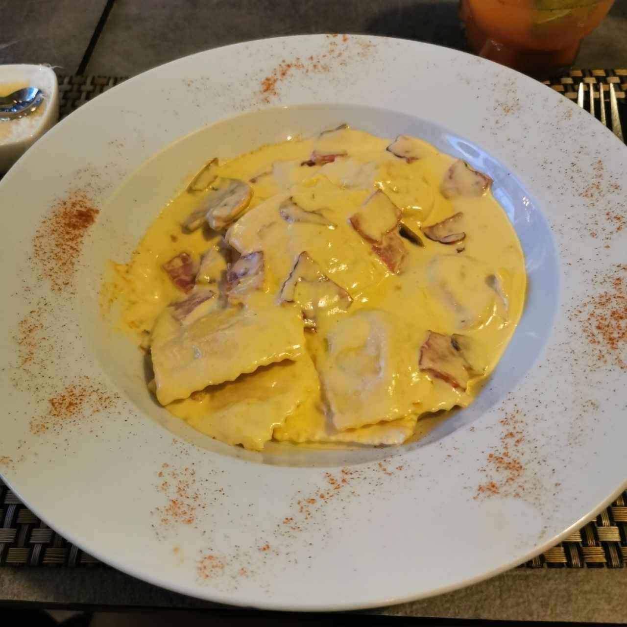 Ravioli de pollo