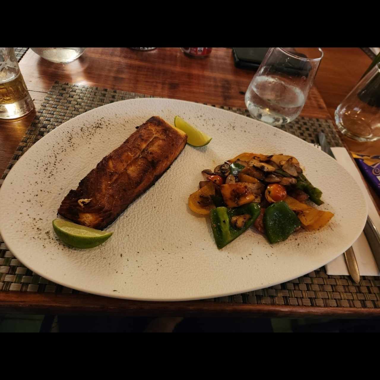 PESCADO - Salmón al Grill