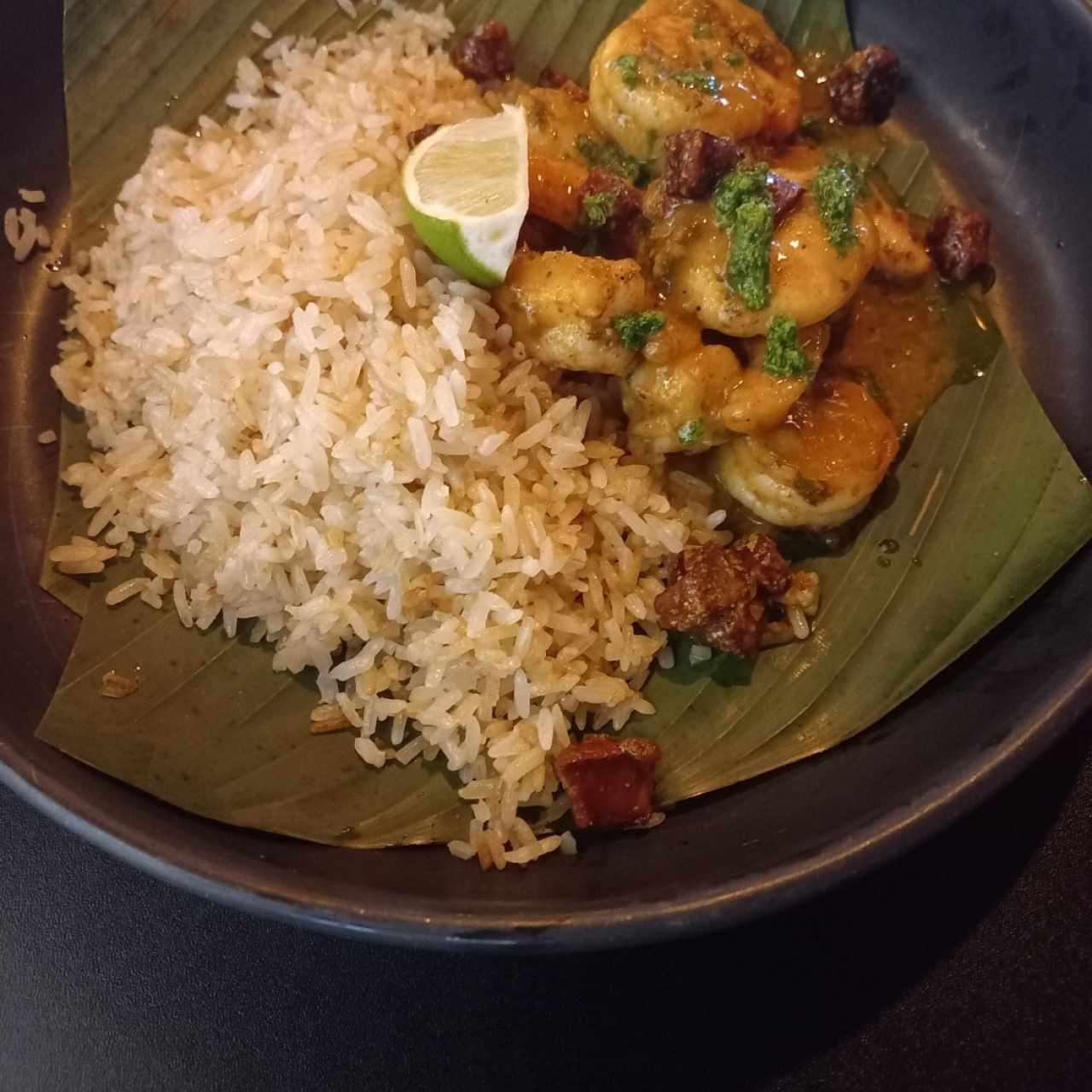 camarones con arroz tostado