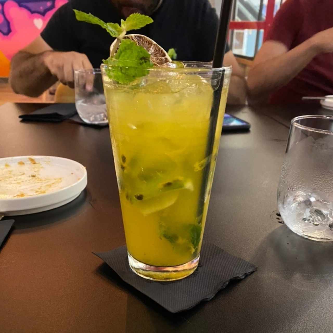 Mojito de maracuyá