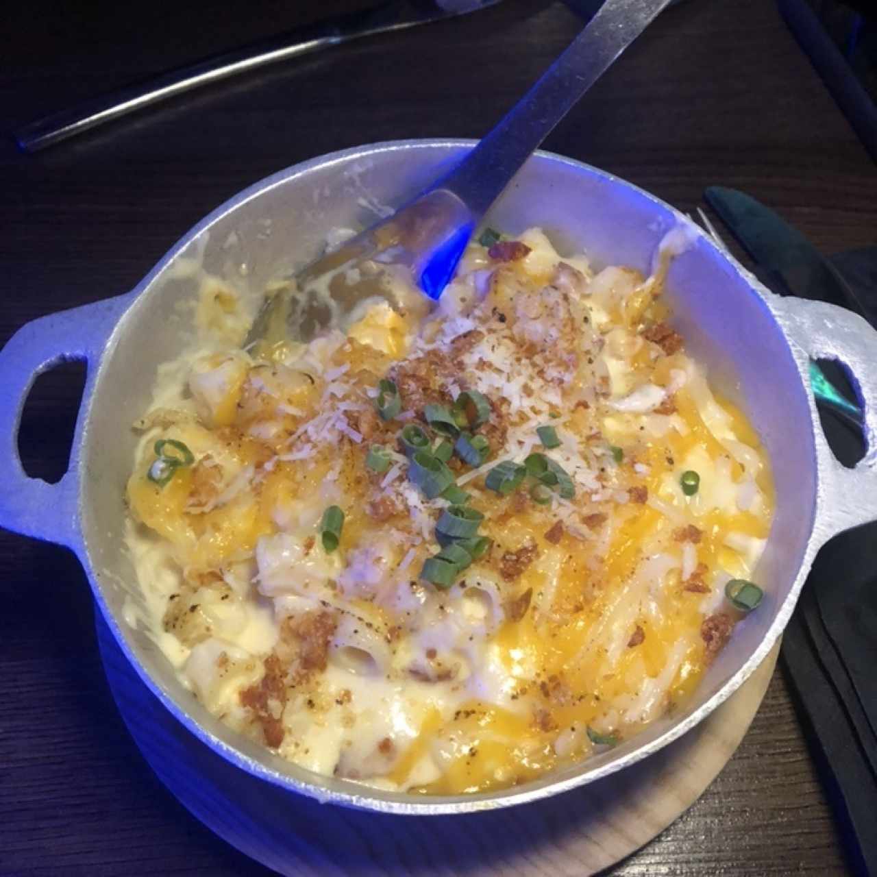 MAC AND CHEESE DE HONGOS TRUFADO