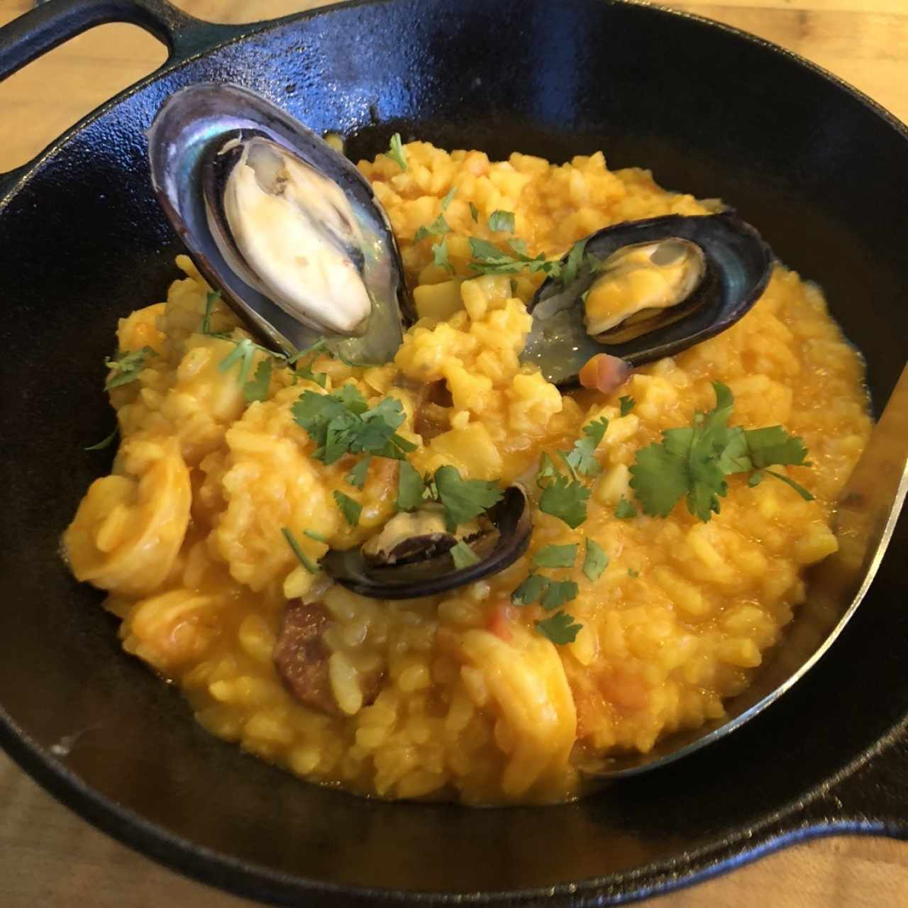 GUACHITO DE MARISCOS Y AZAFRÁN