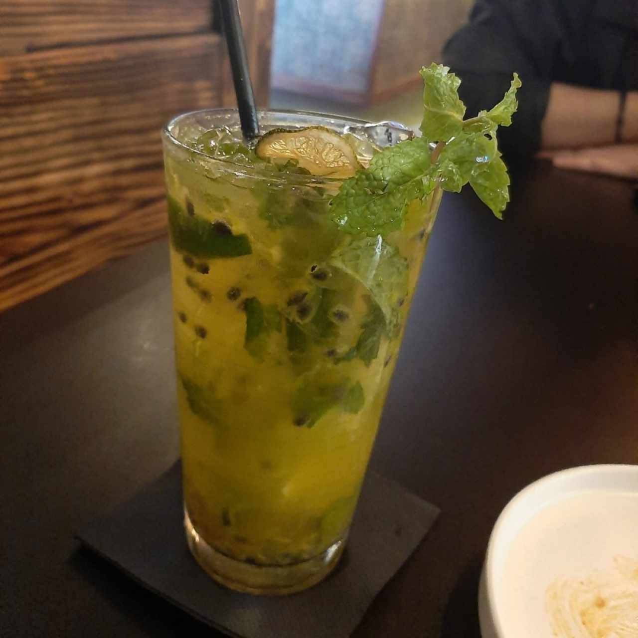 Mixología- Mojito de Maracuya