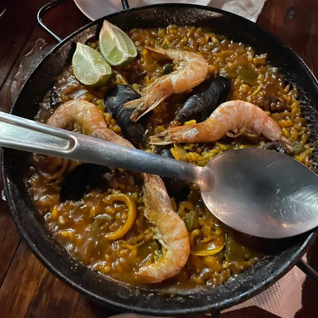 Paella de marisco para dos 