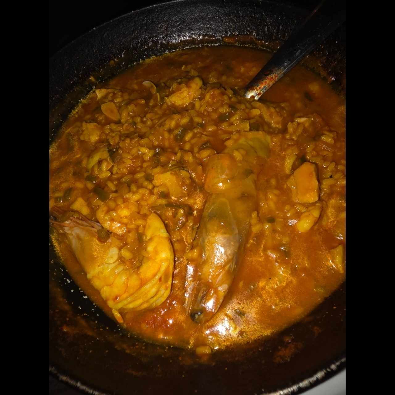 Arroz caldoso de langostinos y merluza