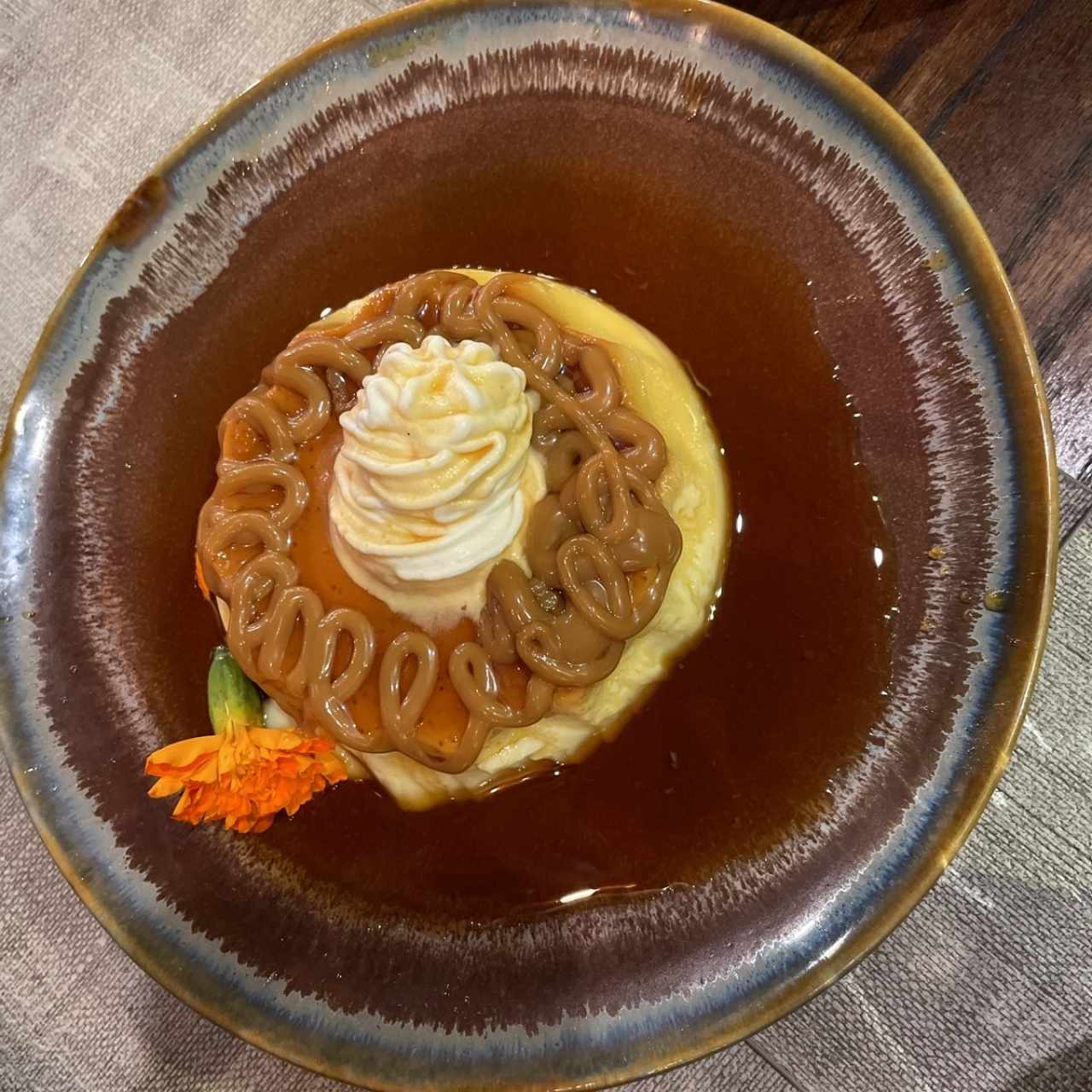 Flan de la casa