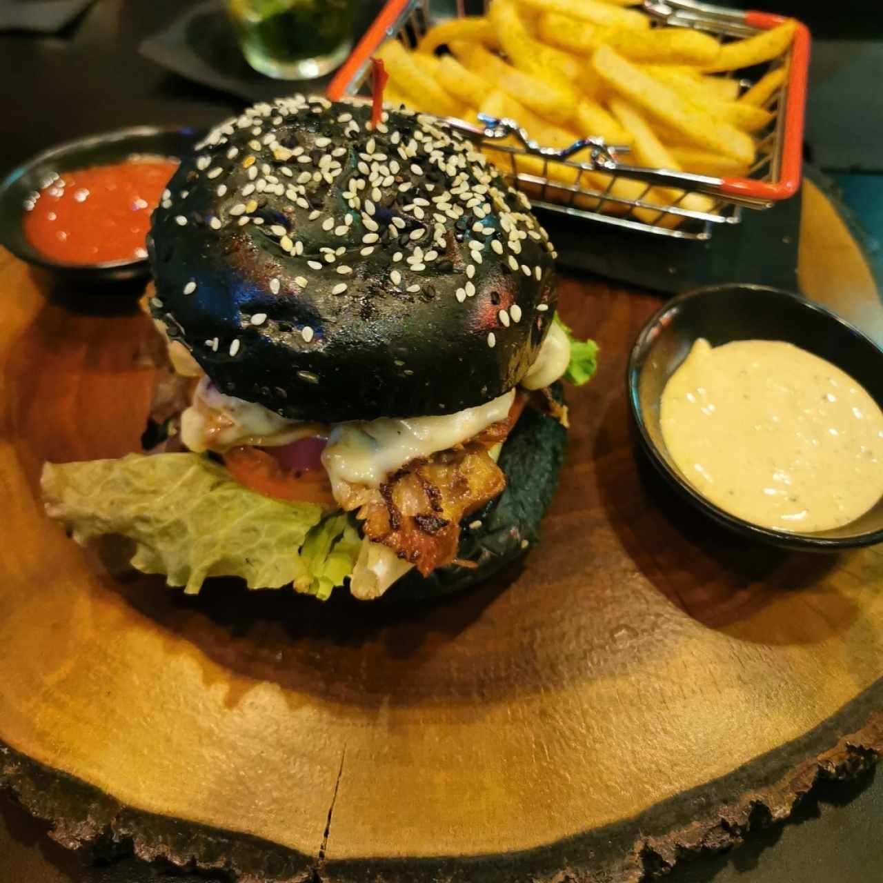 La Mamá de la Mamá Burger