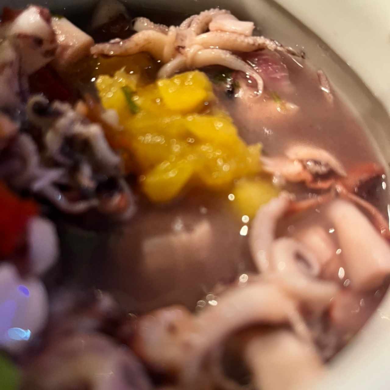 Entradas - Ceviche Mixto con "leche de tigre”