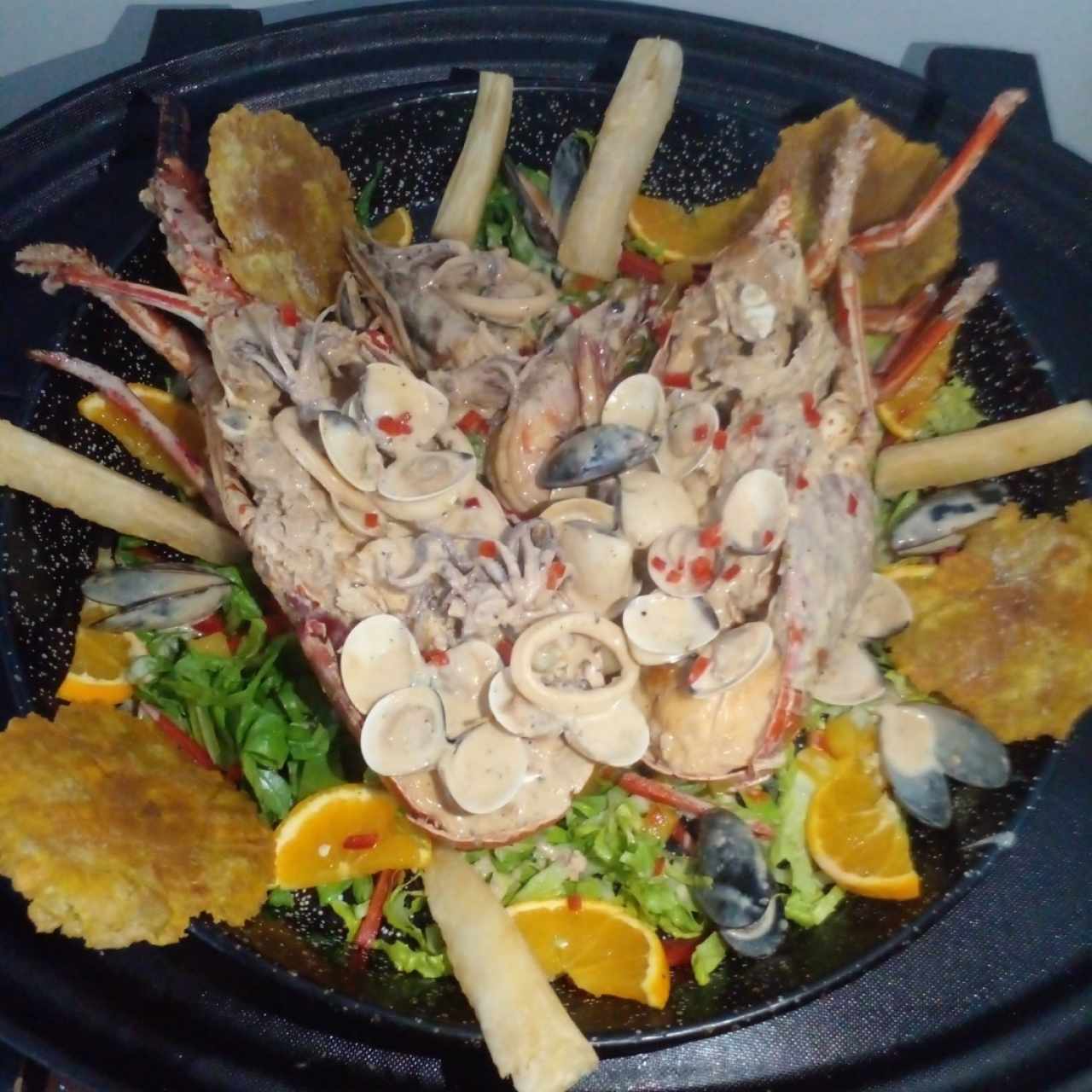 langosta de 5lb en salsa seafood 