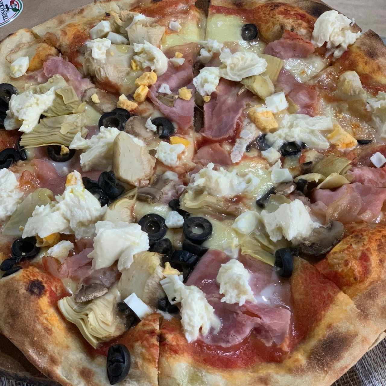 Pizza Capricciosa