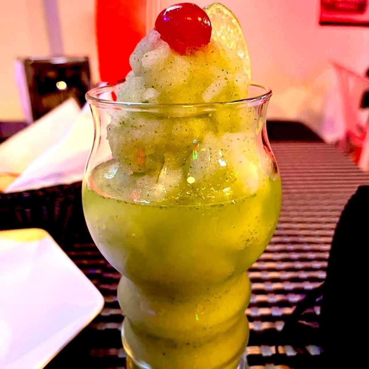 Limonada de yerbabuena frappé