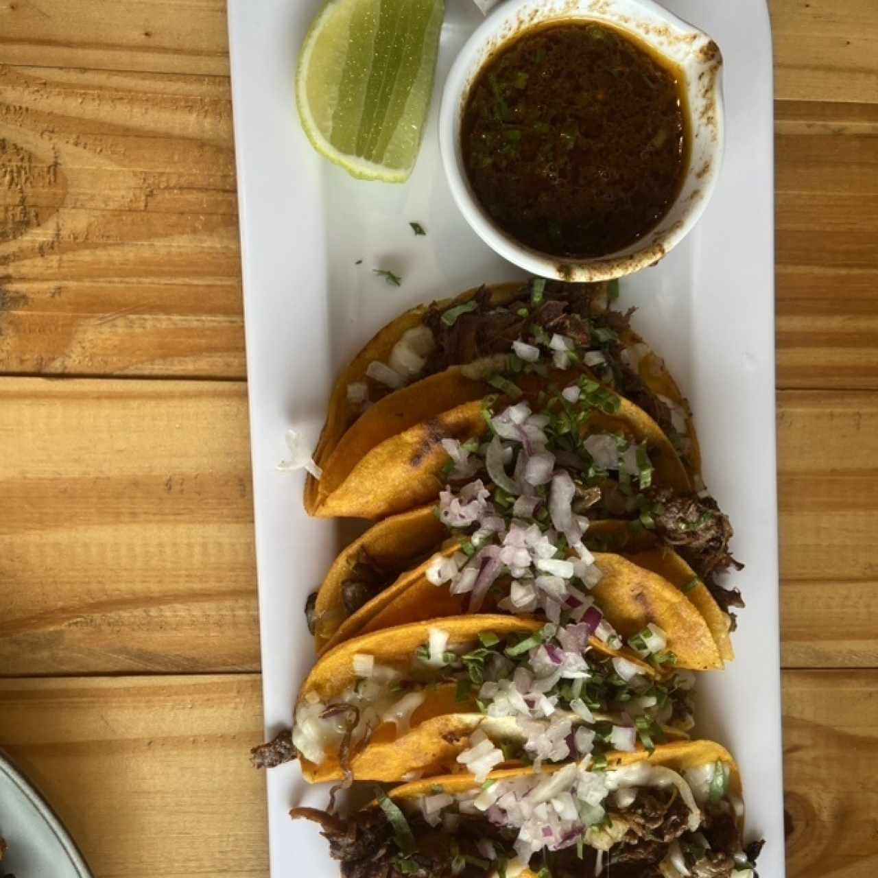Quesatacos de Birria (Res)