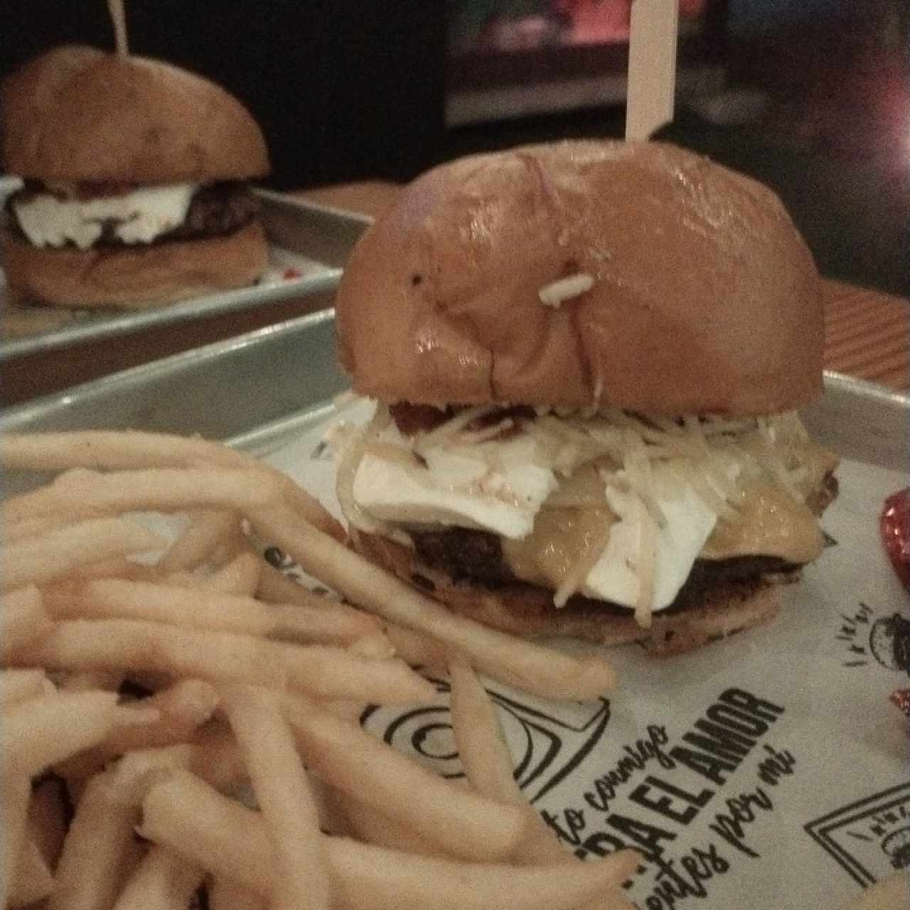 Premium Burgers - La Mayor