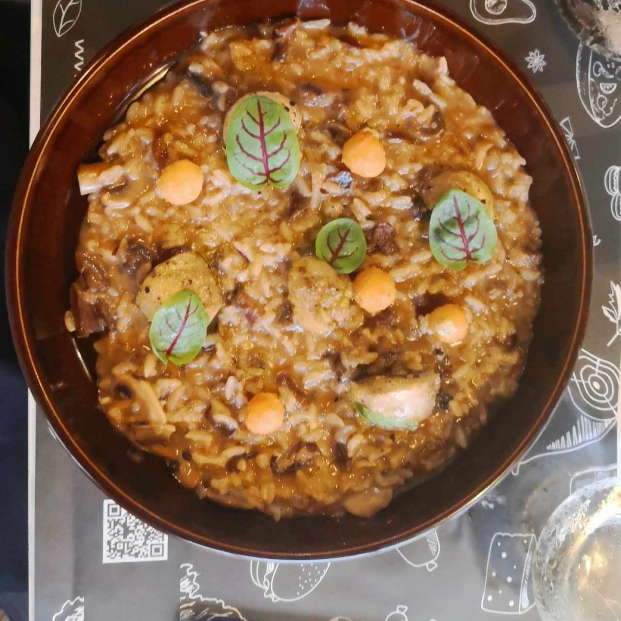 Risotto de Hongos y Trufas Crocantes