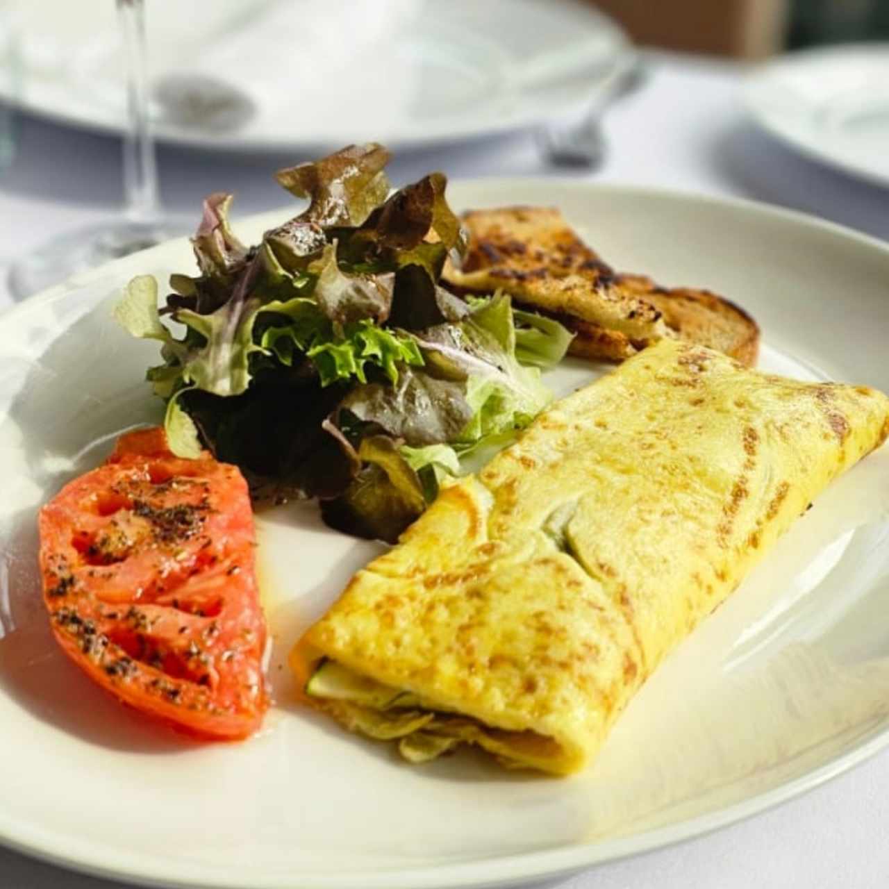 desayuno y almuerzo 