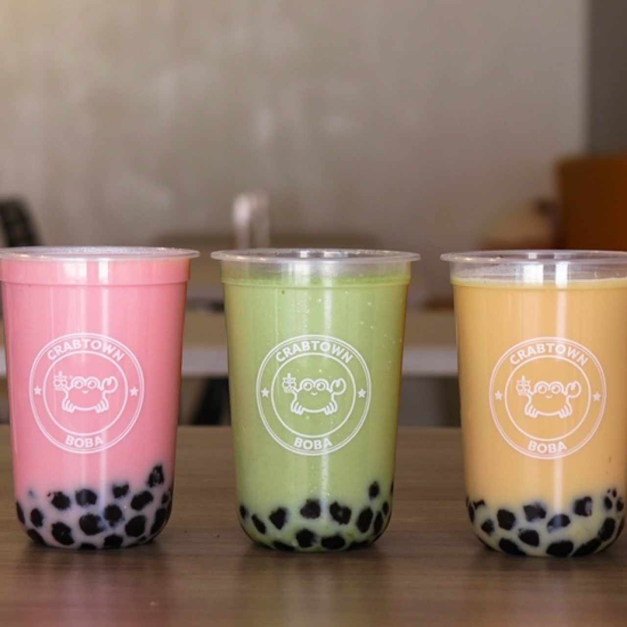 Fresa, Matcha, Mango Milk teas 