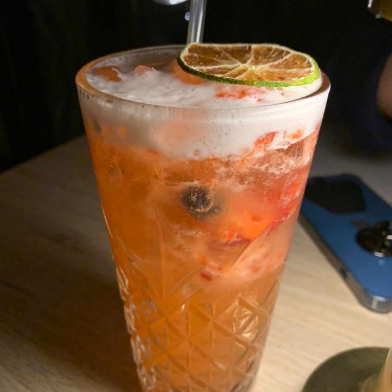 Limonada de frutos rojos