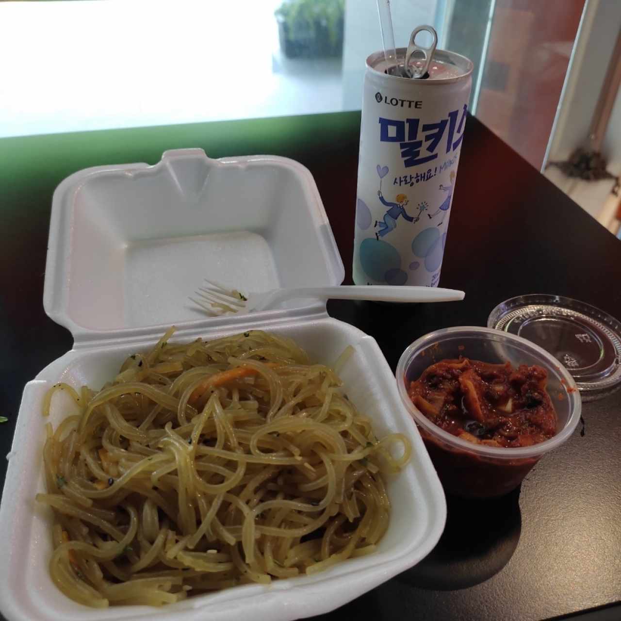 Japchae, Kimchi y Milkis