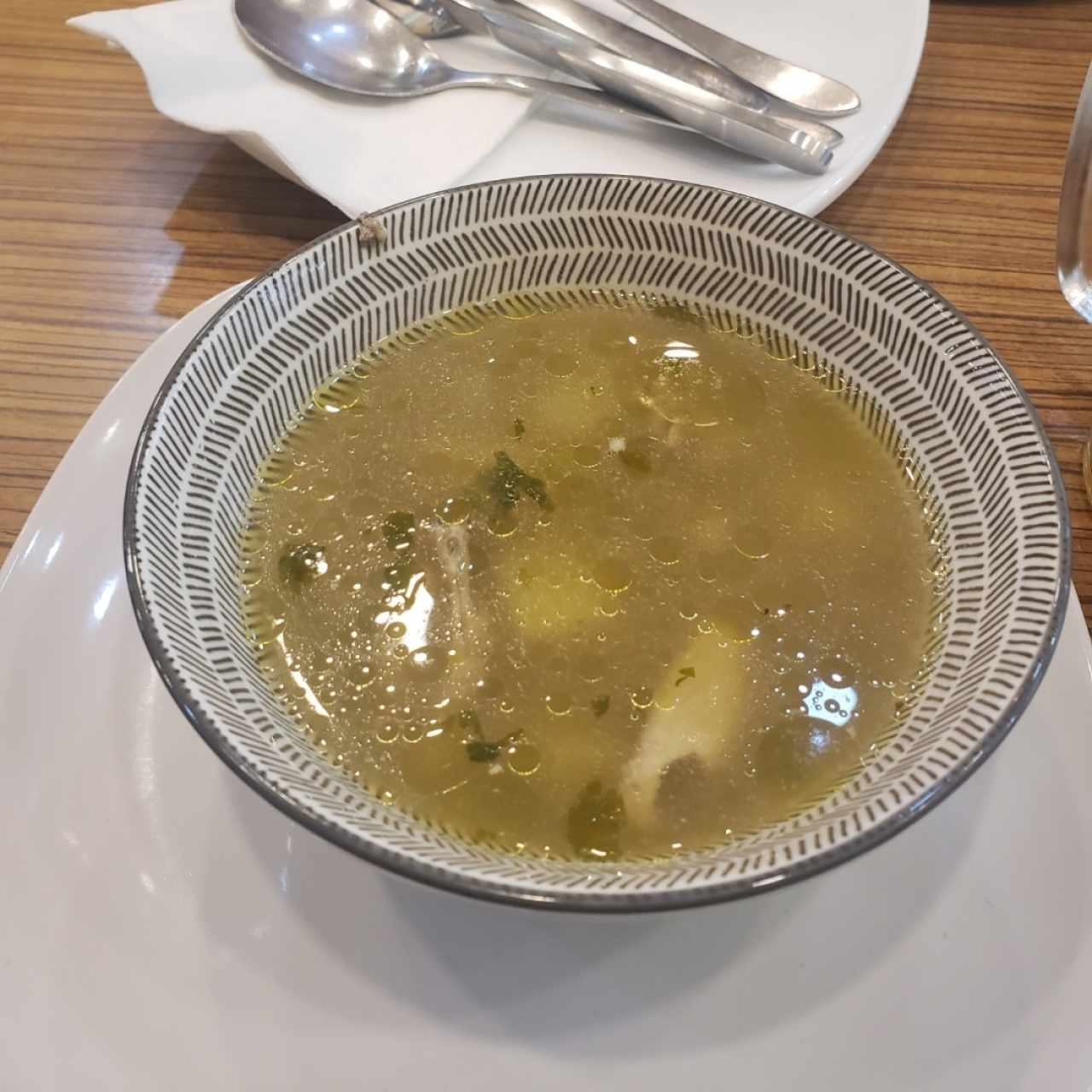 Caldo de pollo 