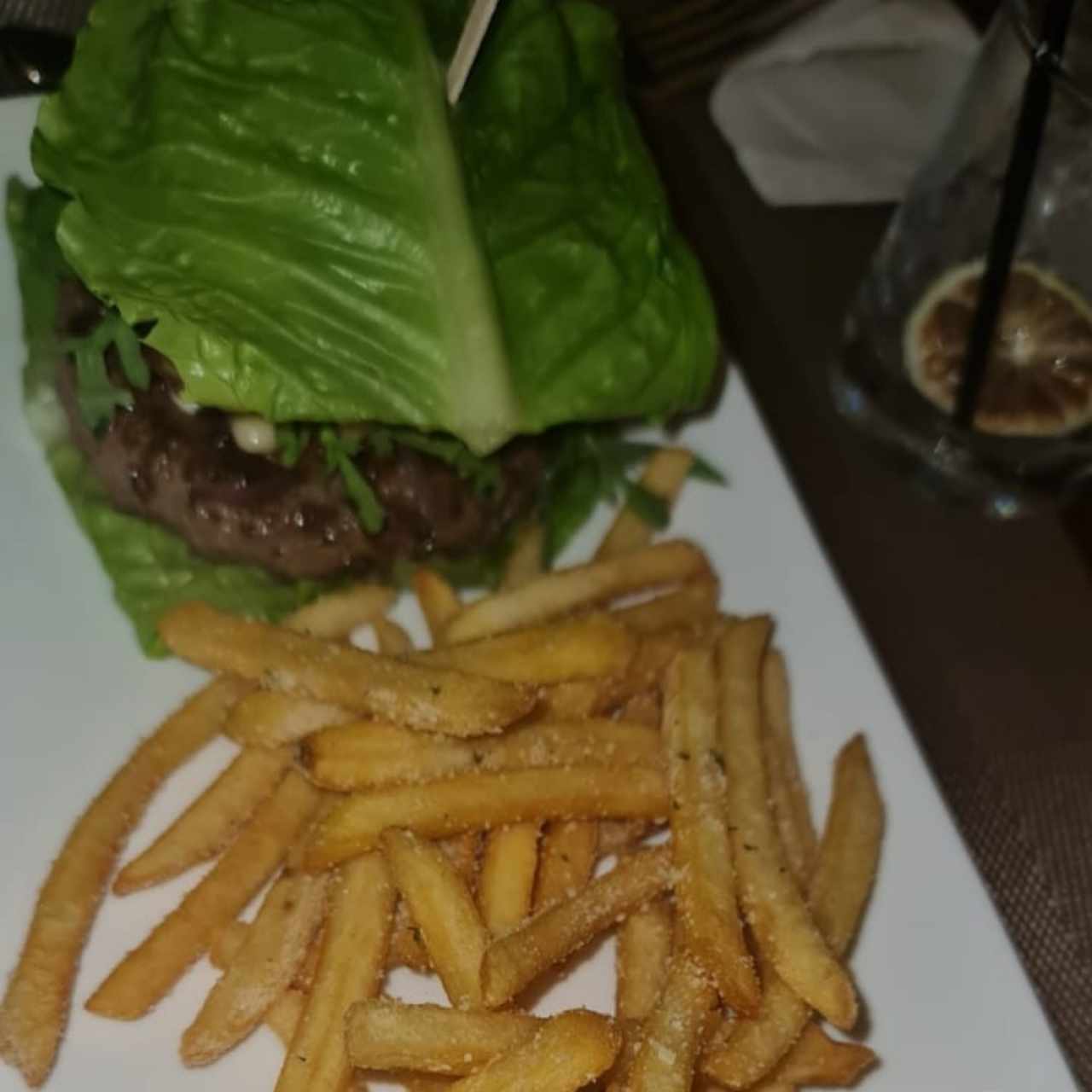 Hamburguesa Franks en lechuga