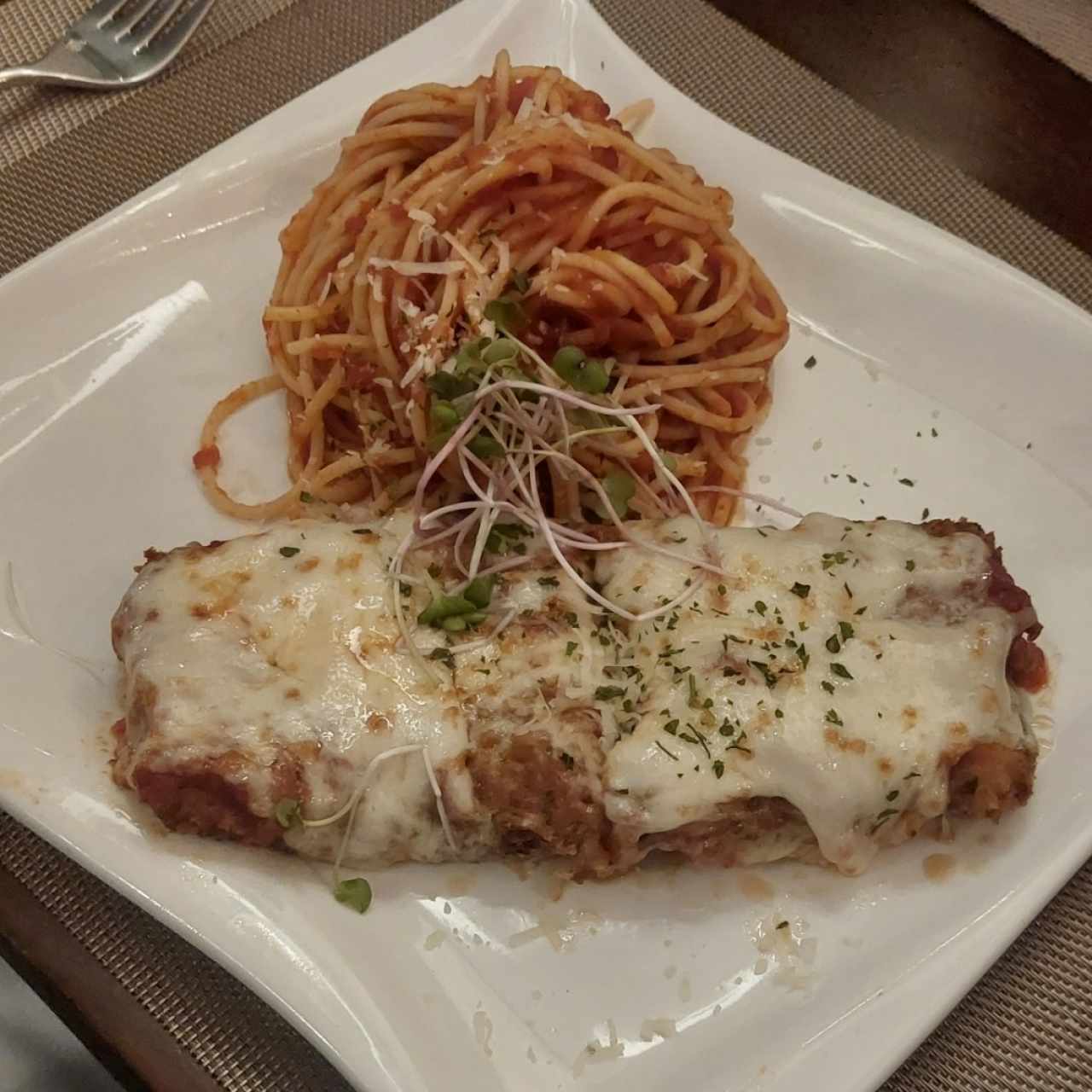 filete de pollo parmigiano 