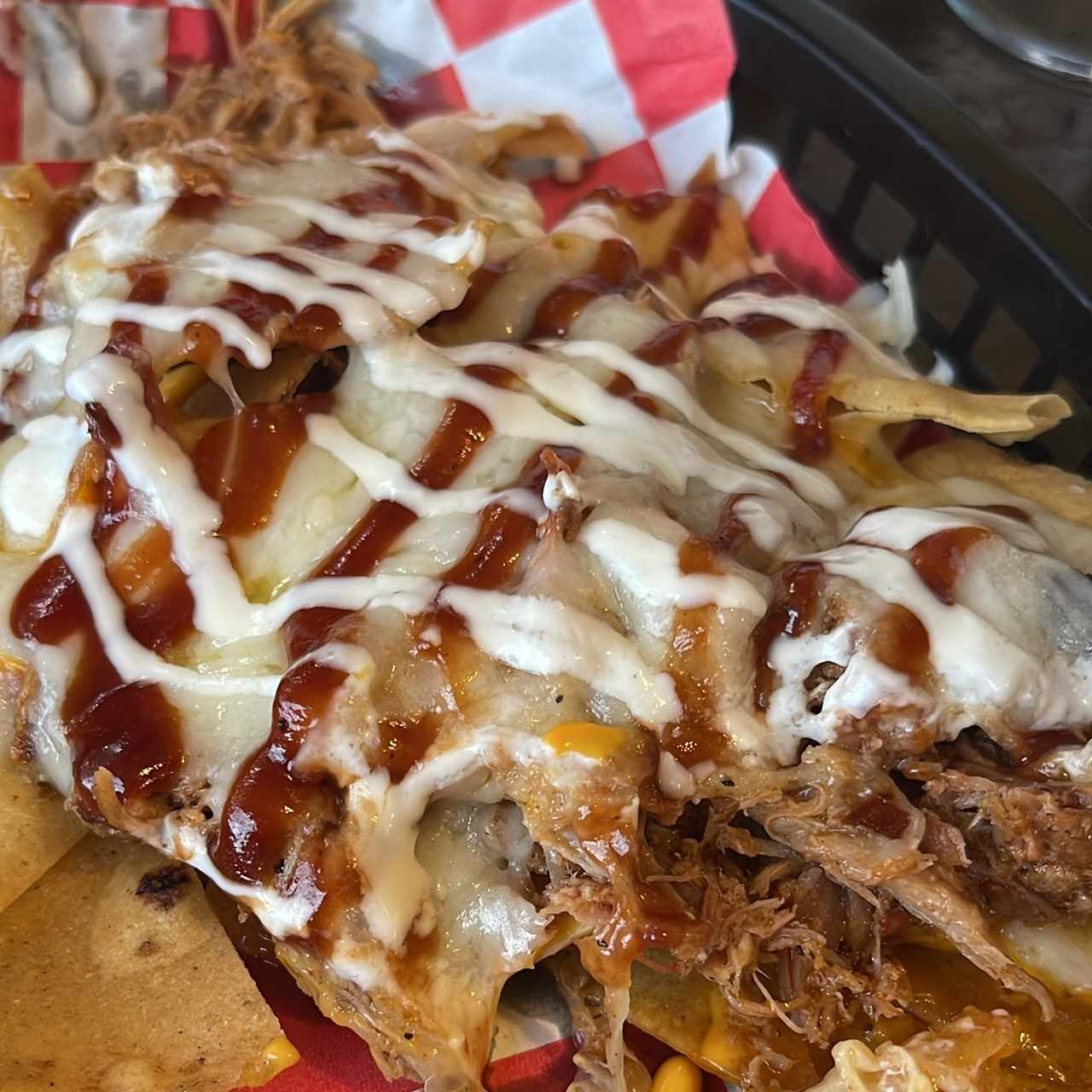 Pulled pork nachos