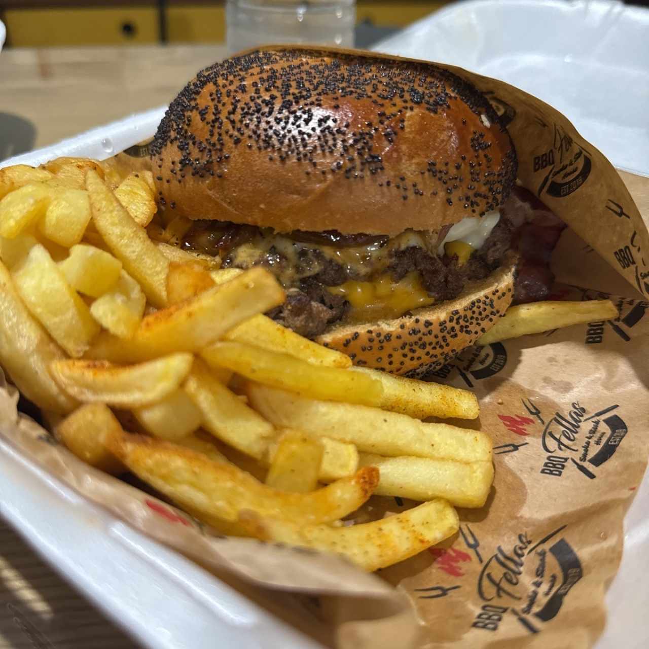La Pitmaster FINALISTA DEL BURGER WEEK 2024