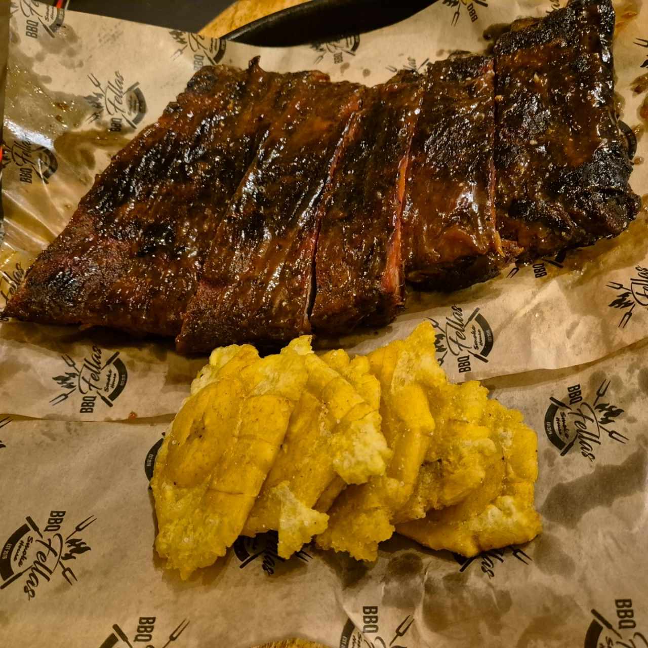 Famous Ribs - Pork Ribs 1/2 Rack