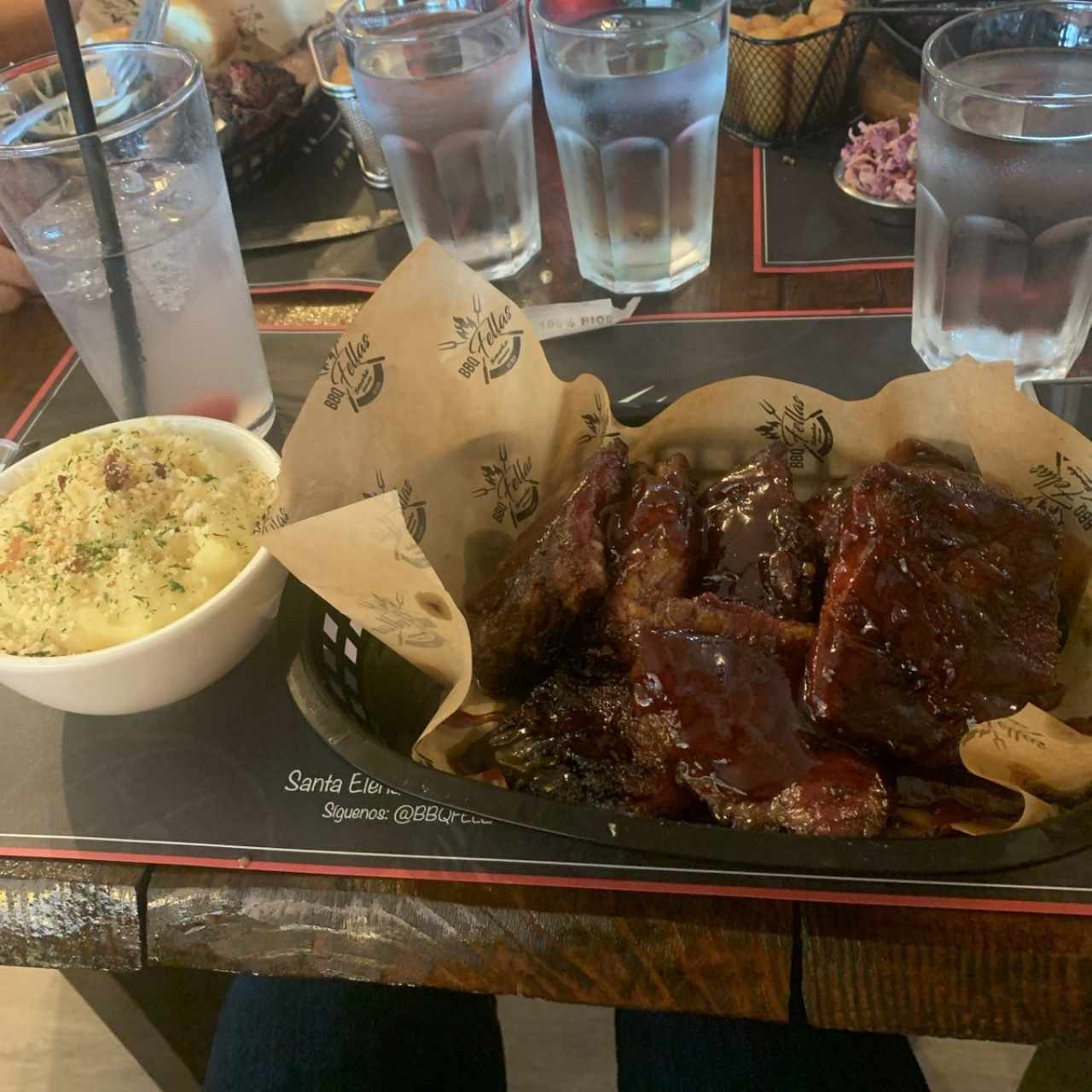 Famous Ribs - Pork Bite 1lb